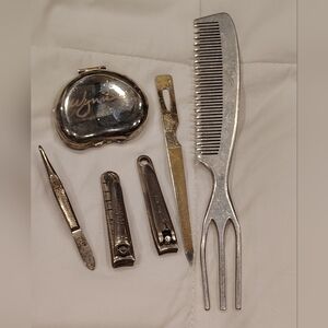 Antique Vintage Grooming Toiletry Set